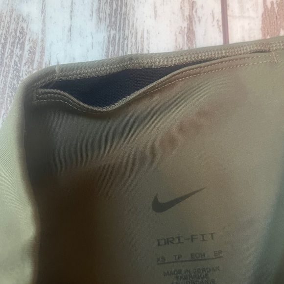 Nike One Women’s High Rise Leggings – Vintage Green, XS - Picture 7 of 16